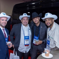 tx25-show-floor-8G5A3135