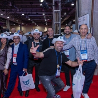 tx25-show-floor-8G5A3196